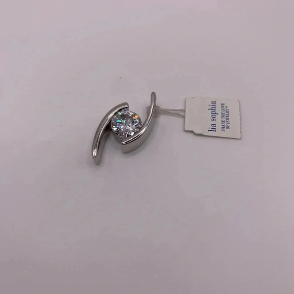 Jewelry - #173 Lia Sophia silver tone cz pendant